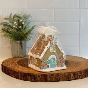 LED Flameless Gingerbread House Candle